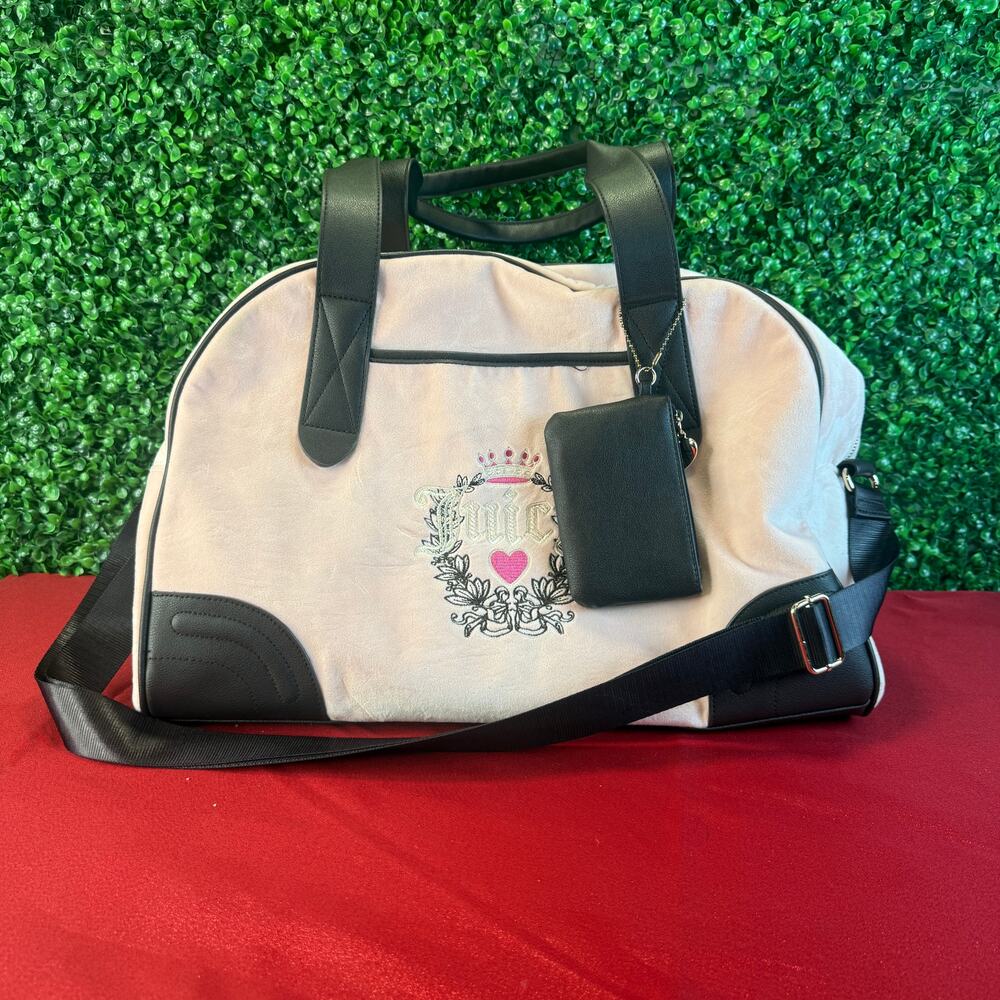 Juicy Couture Heritage Dome Weekender Duffle Bag Bag Pink Velour Coin Purse